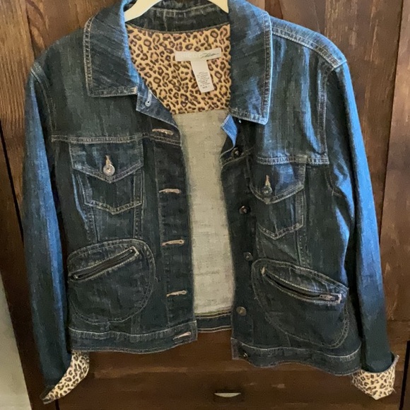 NWOT Denim Jacket with Red Sequin Lips - Picture 6 of 6